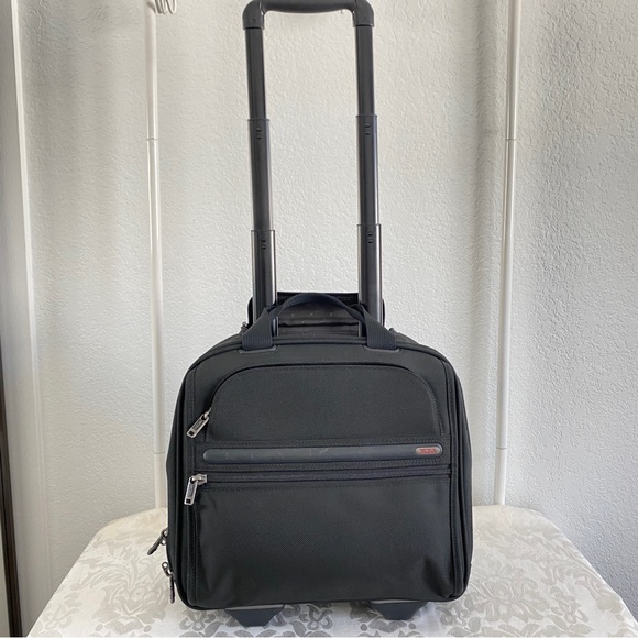 Tumi laptop bag - Picture 11 of 14